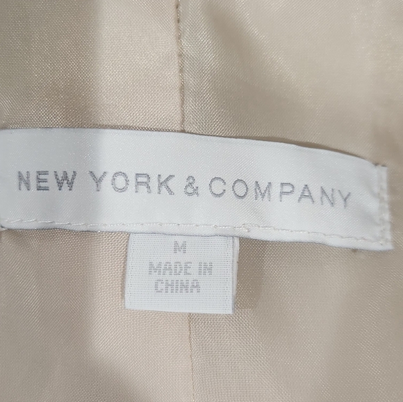 New York‎ & Company Cream Trench Coat - Picture 6 of 8